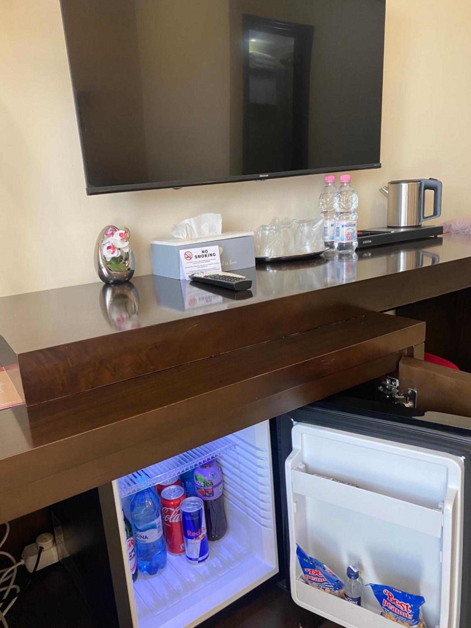 Hotel Terra Iasi Valea Lupului  Esterno foto