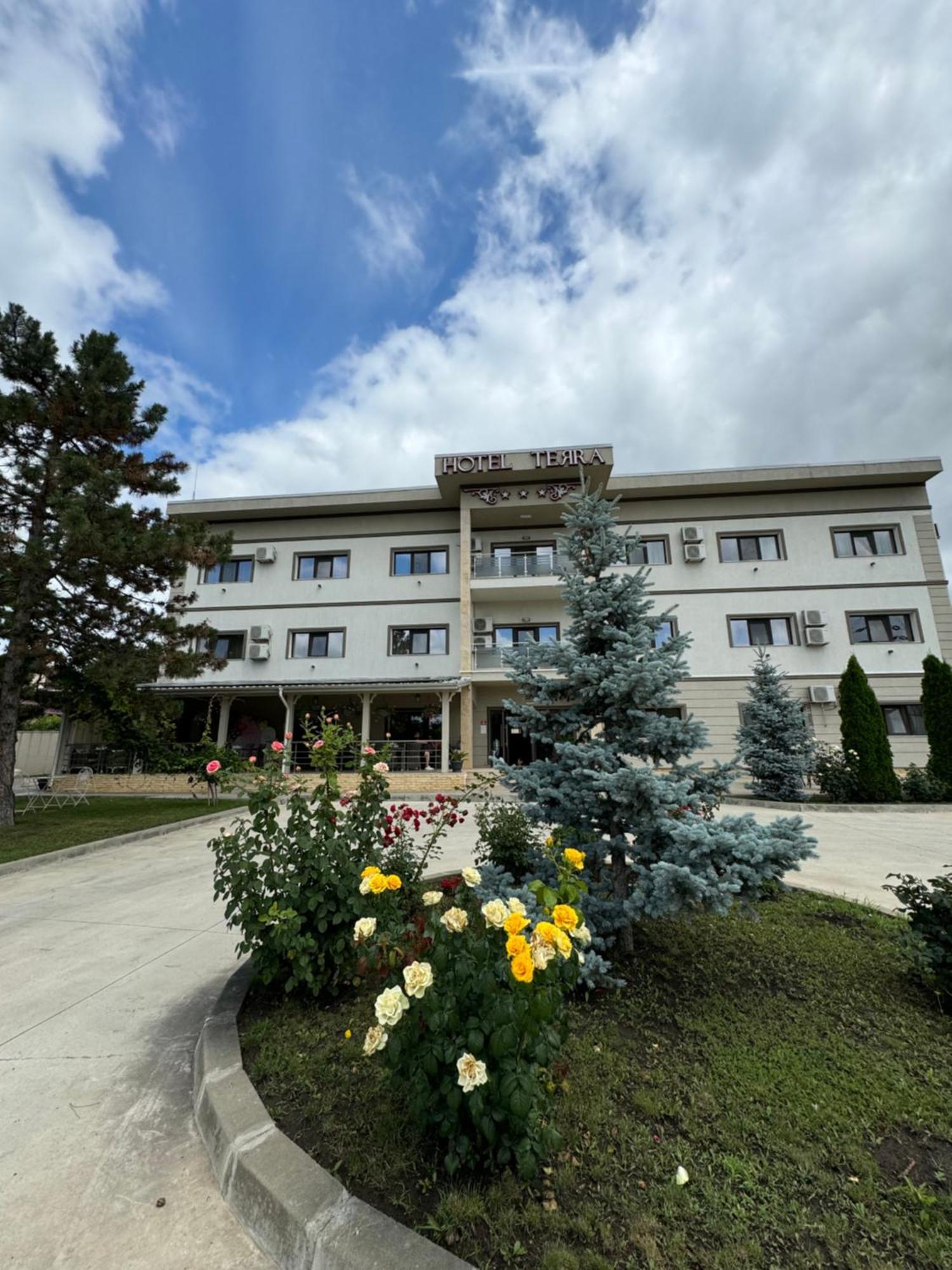 Hotel Terra Iasi Valea Lupului  Esterno foto